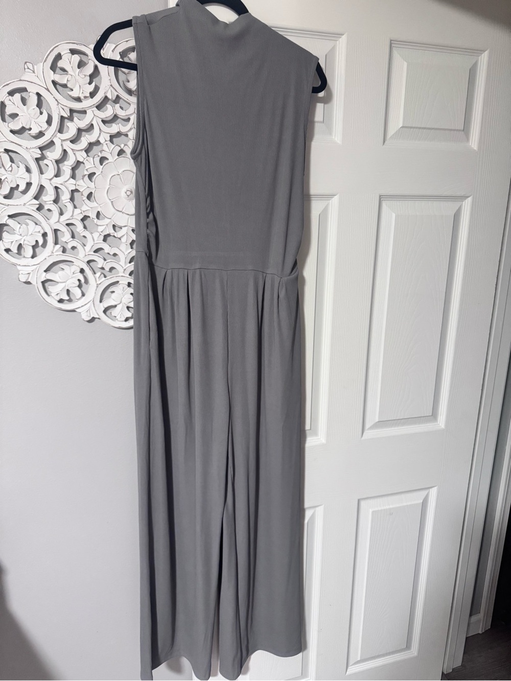 Sleeveless Gray Wide-Leg Jumpsuit